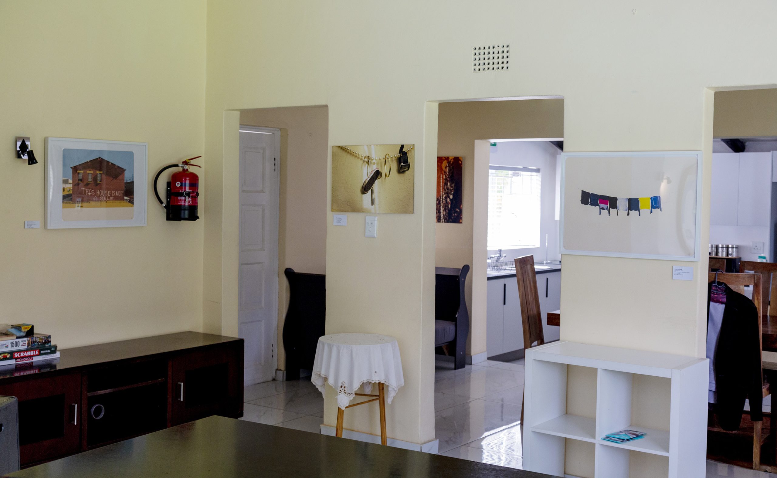 Aku 'ndhlela engayi ekhaya installation view